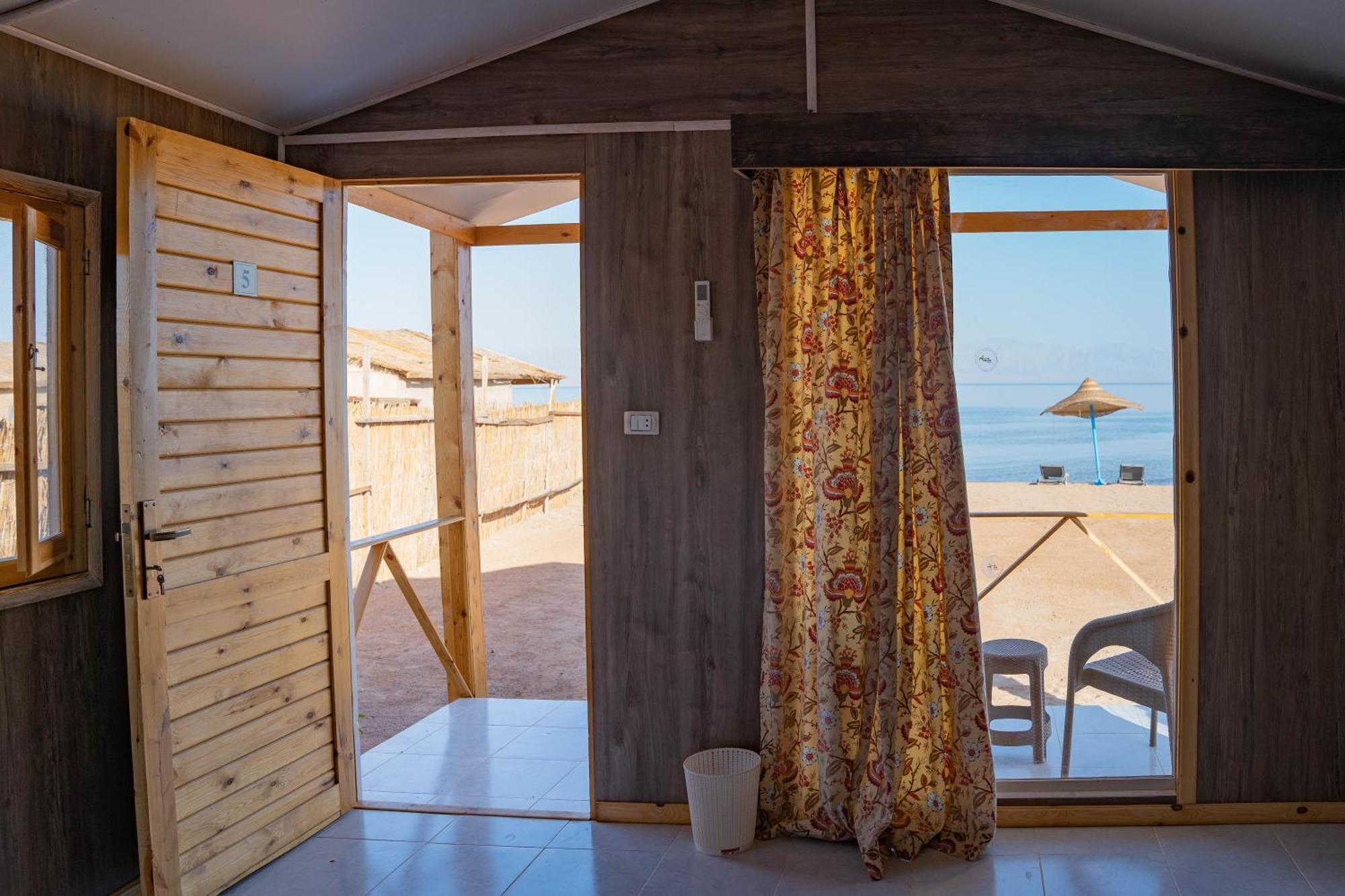 Manta Beach Nuweiba Bagian luar foto